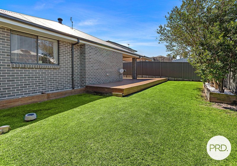 Photo - 8 Polsson Street, Horsley NSW 2530 - Image 14