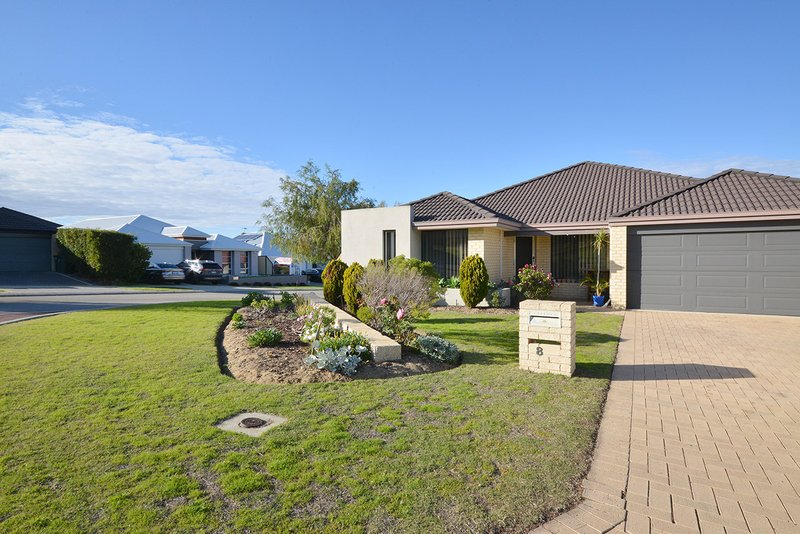 Photo - 8 Pomona Way, Clarkson WA 6030 - Image 2