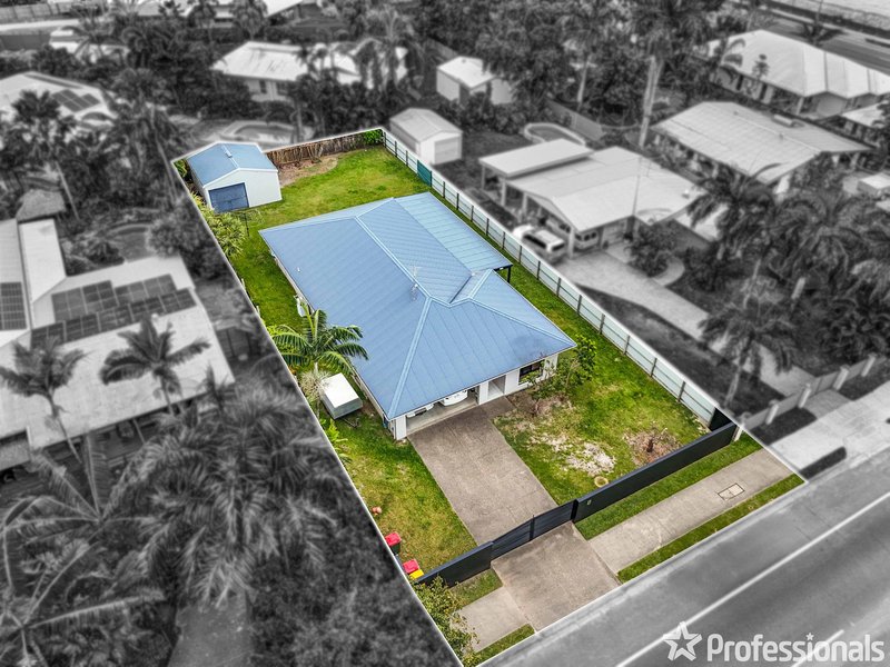 Photo - 8 Poolwood Road, Kewarra Beach QLD 4879 - Image 17