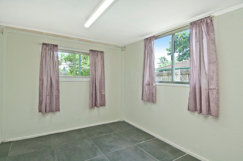 Photo - 8 Poppy Street, Kingston QLD 4114 - Image 7