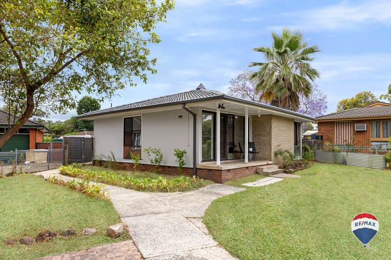 8 Porpoise Place, Willmot NSW 2770