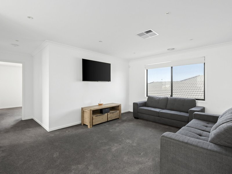 Photo - 8 Port Deakin Street, St Leonards VIC 3223 - Image 20