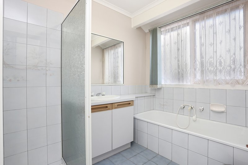 Photo - 8 Poulter Street, Hoppers Crossing VIC 3029 - Image 15