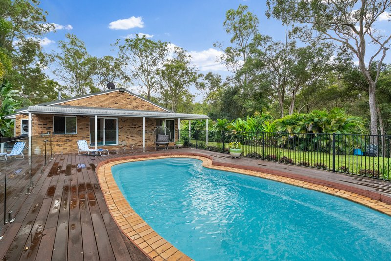 Photo - 8 Prasada Court, Eatons Hill QLD 4037 - Image 16