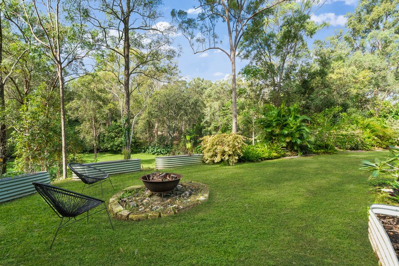 Photo - 8 Prasada Court, Eatons Hill QLD 4037 - Image 19