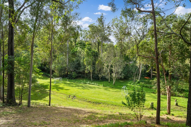 Photo - 8 Prasada Court, Eatons Hill QLD 4037 - Image 20