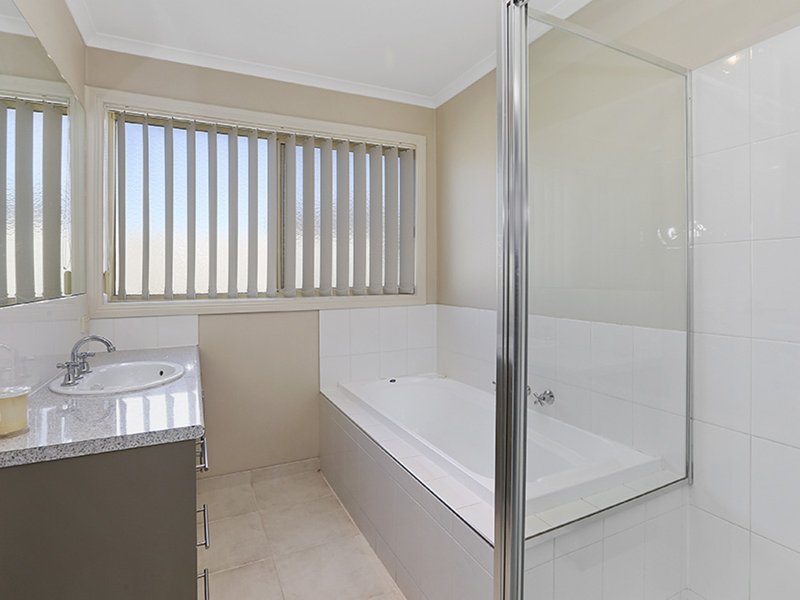 Photo - 8 Primlea Court, Corio VIC 3214 - Image 8