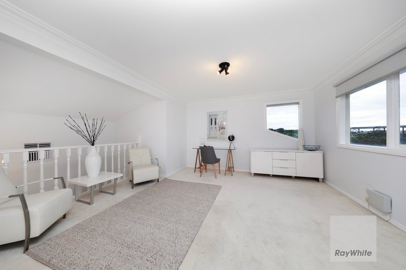 Photo - 8 Primula Boulevard, Gowanbrae VIC 3043 - Image 13
