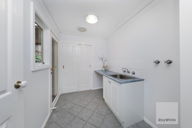Photo - 8 Primula Boulevard, Gowanbrae VIC 3043 - Image 20