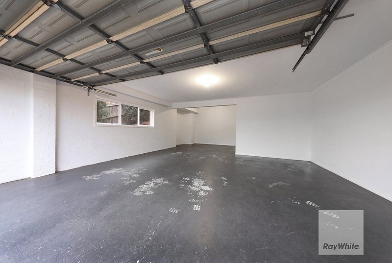 Photo - 8 Primula Boulevard, Gowanbrae VIC 3043 - Image 26