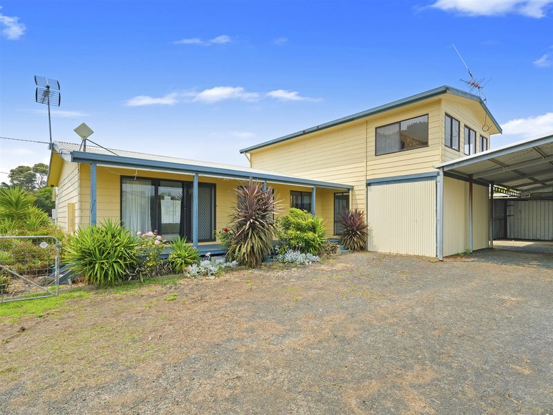 8 Princes Street, Robertsons Beach VIC 3971