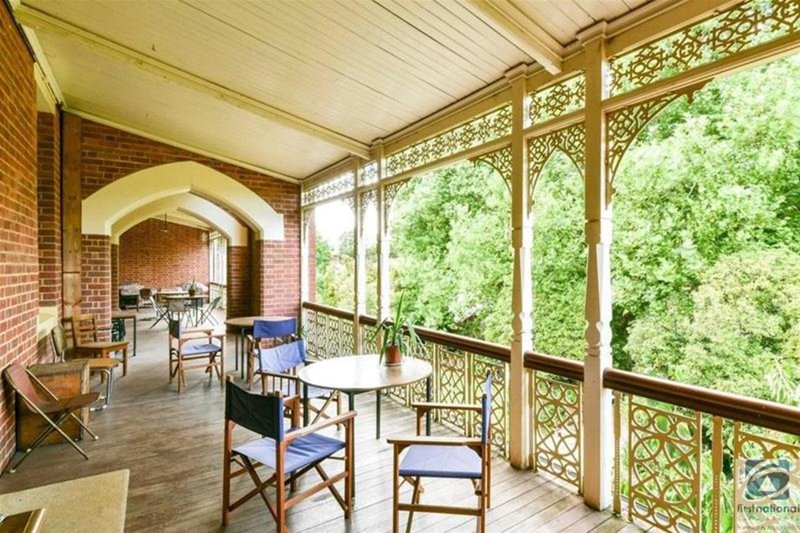 Photo - 8 Priory Lane, Beechworth VIC 3747 - Image 7