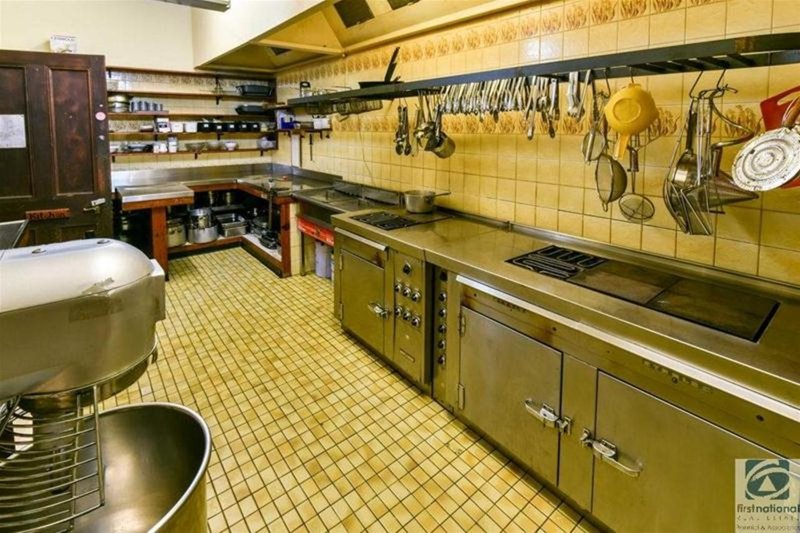 Photo - 8 Priory Lane, Beechworth VIC 3747 - Image 11