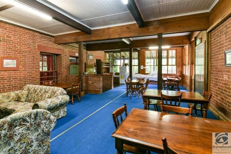 Photo - 8 Priory Lane, Beechworth VIC 3747 - Image 19