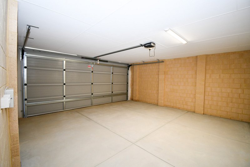 Photo - 8 Prismatic Drive, Baldivis WA 6171 - Image 7