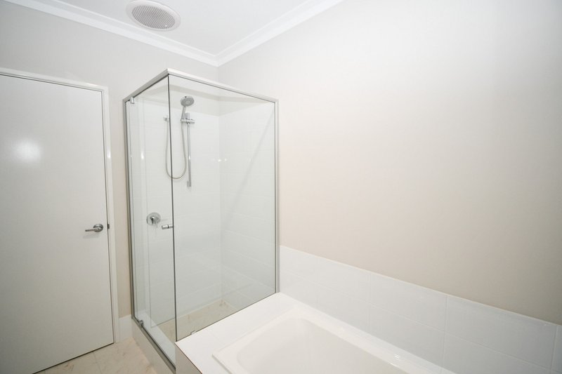 Photo - 8 Prismatic Drive, Baldivis WA 6171 - Image 12