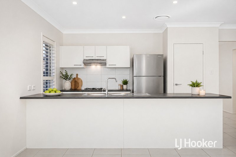 Photo - 8 Putland Street (Grantham Farm) , Riverstone NSW 2765 - Image 5