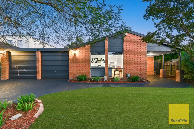 8 Quail Court, Narre Warren South VIC 3805