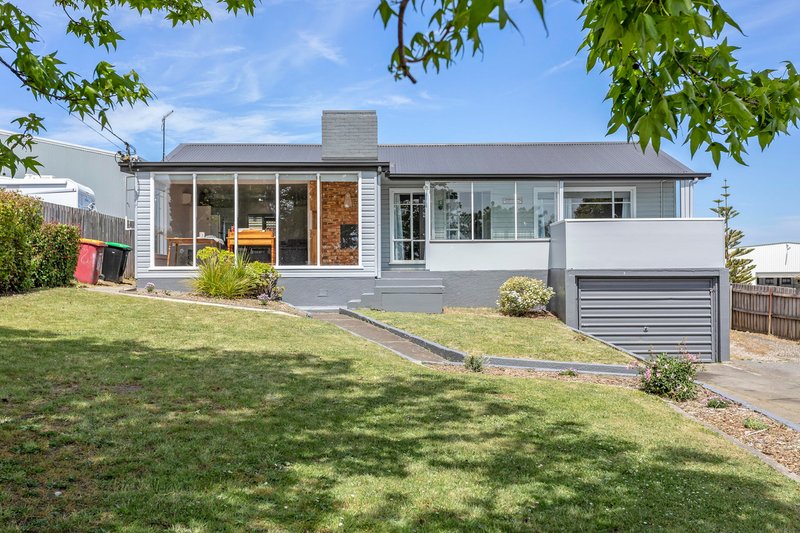 8 Quarantine Road, Kings Meadows TAS 7249