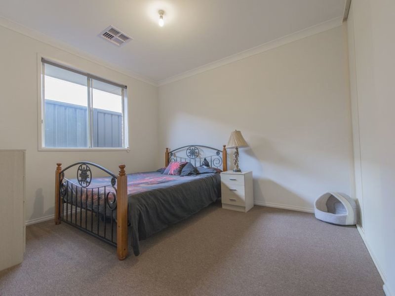 Photo - 8 Queensberry Way, Blakeview SA 5114 - Image 8