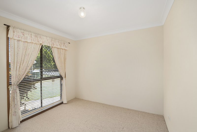 Photo - 8 Queenscliff Crescent, Robina QLD 4226 - Image 7