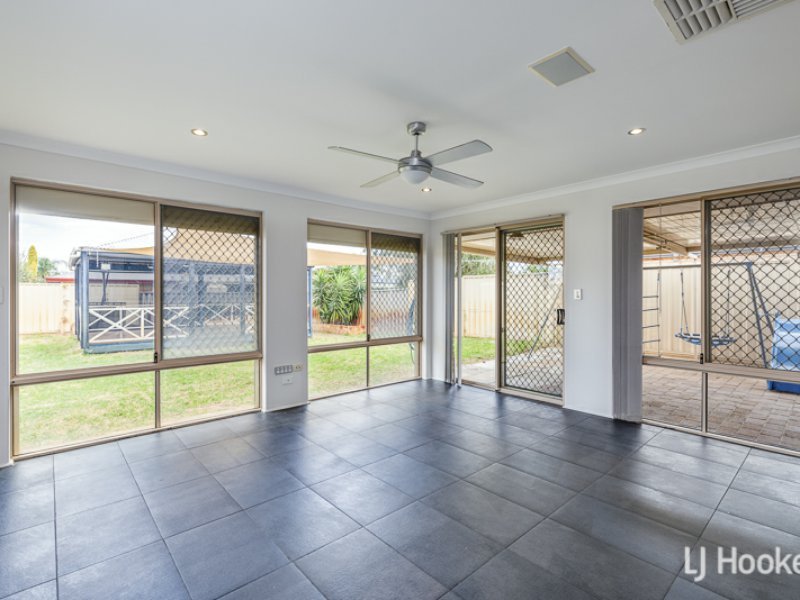 Photo - 8 Quondong Close, Kenwick WA 6107 - Image 5