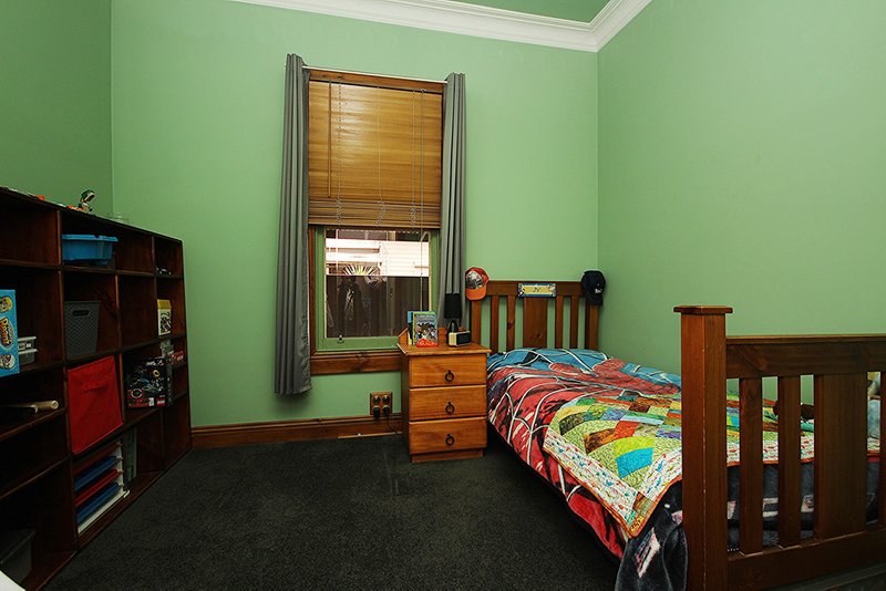 Photo - 8 Railway Avenue, Horsham VIC 3400 - Image 9