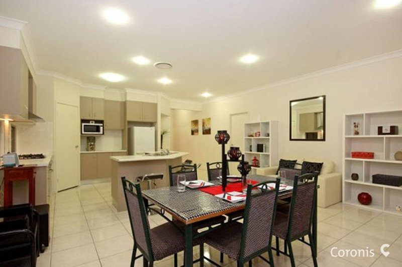 Photo - 8 Rawlins Crescent, North Lakes QLD 4509 - Image 5