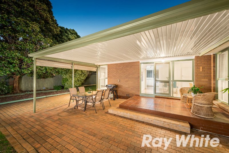 Photo - 8 Ray Road, Burwood East VIC 3151 - Image 12