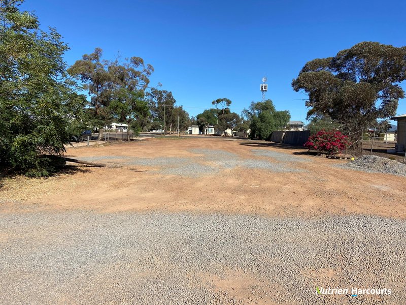 Photo - 8 Rayner Street, Dalwallinu WA 6609 - Image 1