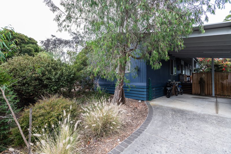 Photo - 8 Raywood Avenue, Cowes VIC 3922 - Image 2