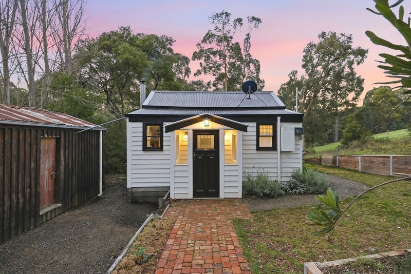 Photo - 8 Recreation Reserve Road, Blackwood VIC 3458 - Image 1