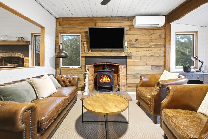 Photo - 8 Recreation Reserve Road, Blackwood VIC 3458 - Image 3