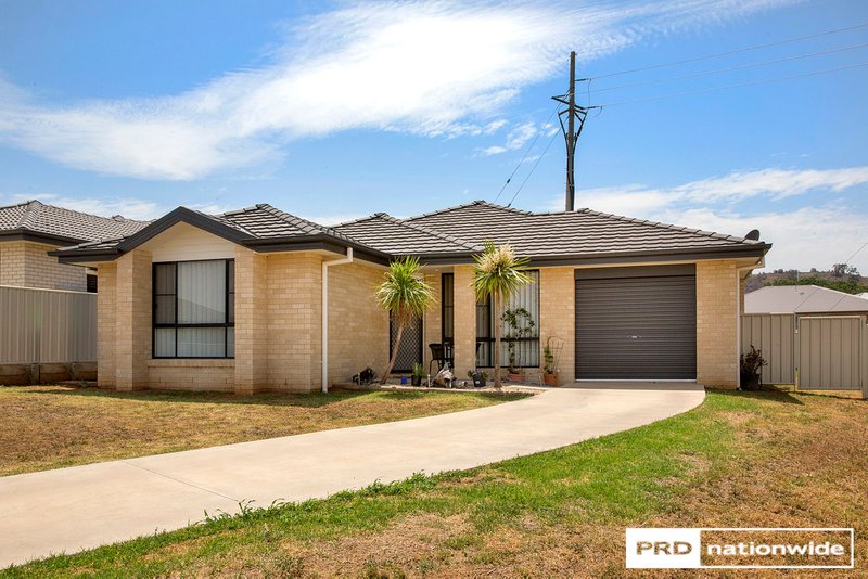 8 Red Cedar Cove, Tamworth NSW 2340