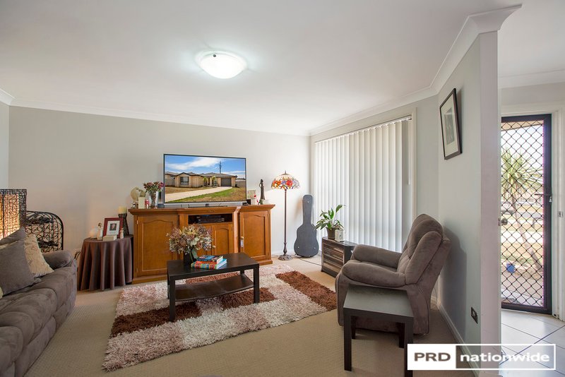 Photo - 8 Red Cedar Cove, Tamworth NSW 2340 - Image 12