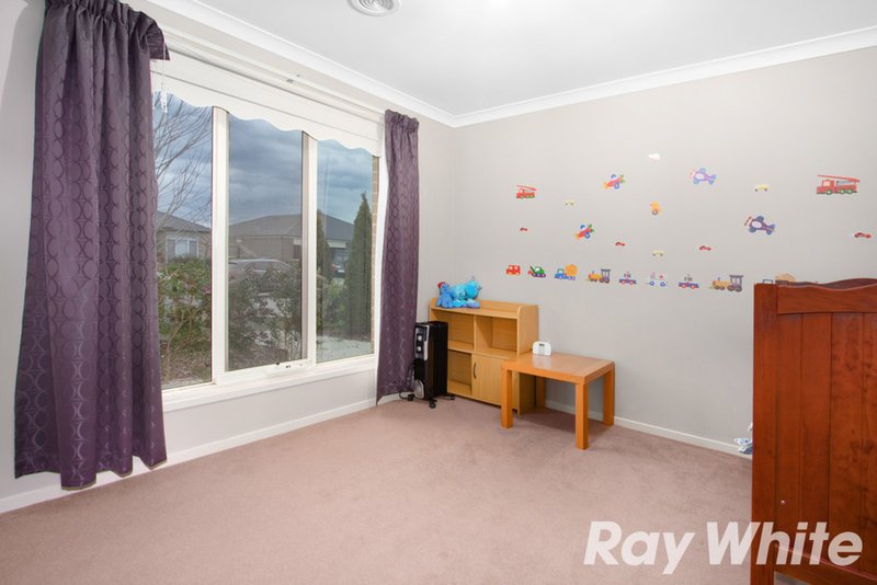 Photo - 8 Red Gum Circuit, Pakenham VIC 3810 - Image 9