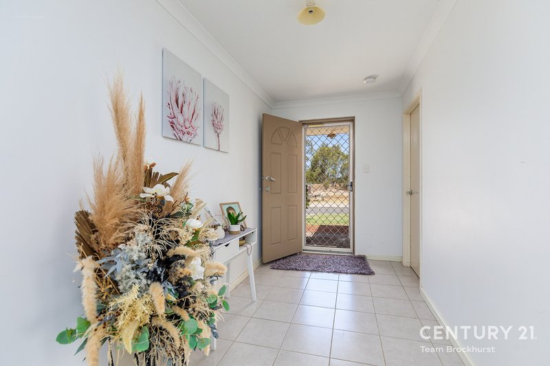 Photo - 8 Redgum Road, Pinjarra WA 6208 - Image 5