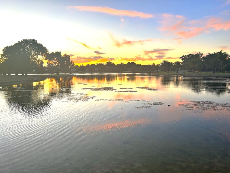 Photo - 8 Reflection Gardens, Ballajura WA 6066 - Image 5