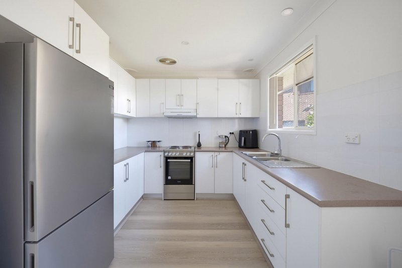 Photo - 8 Reginald Place, Merrylands NSW 2160 - Image 4