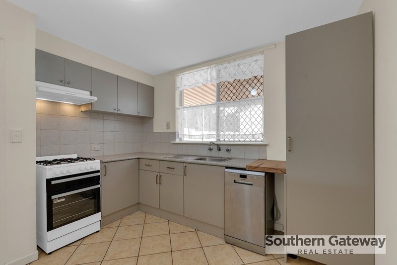 Photo - 8 Reilly Street, Orelia WA 6167 - Image 12