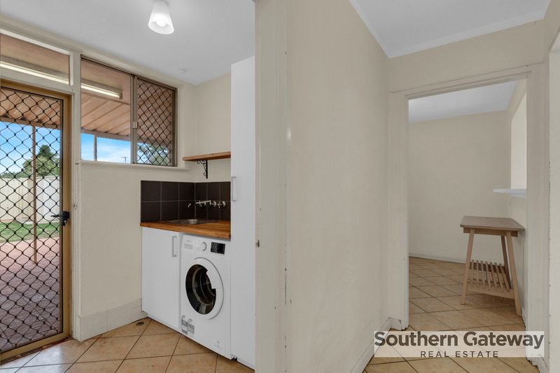 Photo - 8 Reilly Street, Orelia WA 6167 - Image 15