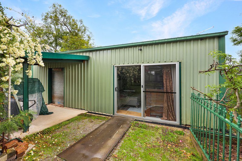 Photo - 8 Reservoir Street, Hillvue NSW 2340 - Image 9