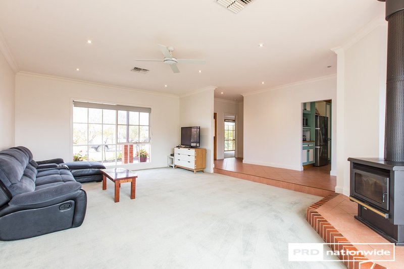 Photo - 8 Ribarits Court, Mildura VIC 3500 - Image 3