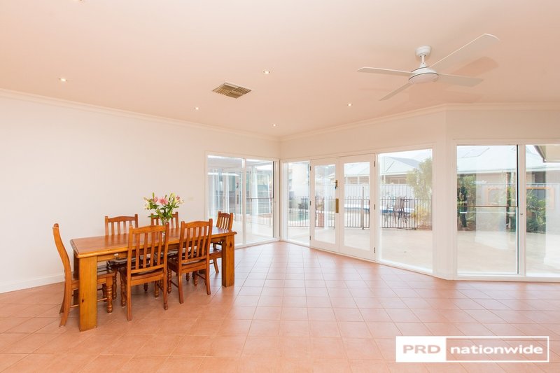 Photo - 8 Ribarits Court, Mildura VIC 3500 - Image 6