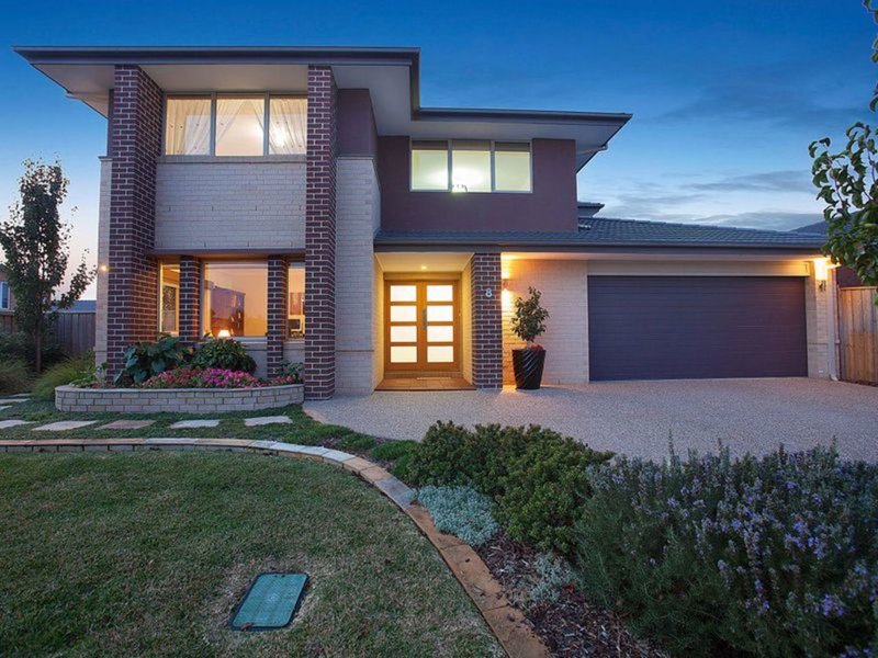 8 Ribbon Close, Point Cook VIC 3030