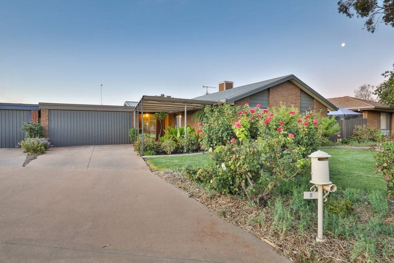 Photo - 8 Ridge Court, Mildura VIC 3500 - Image 2