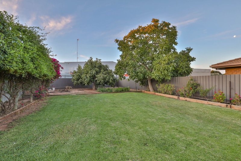 Photo - 8 Ridge Court, Mildura VIC 3500 - Image 13