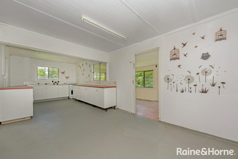 Photo - 8 Ridge Street, Roseneath QLD 4811 - Image 2