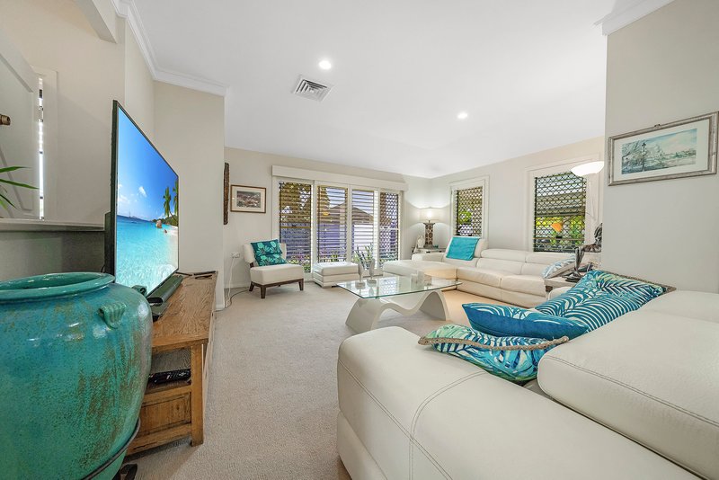 Photo - 8 Ringtail Street, Clear Island Waters QLD 4226 - Image 10