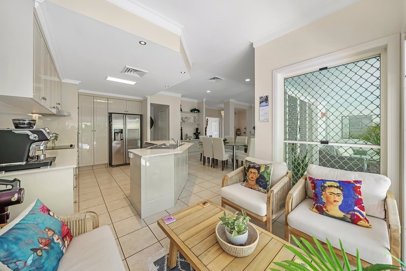 Photo - 8 Ringtail Street, Clear Island Waters QLD 4226 - Image 14